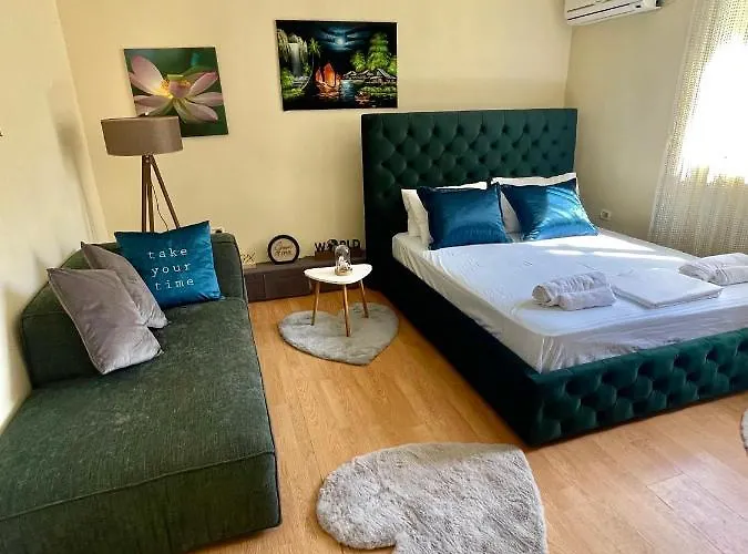 New Baazar Escape Appartement Tirana